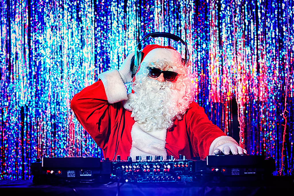 ¿Cuánto debe cobrar un DJ por pinchar en una Fiesta de Fin de Año?