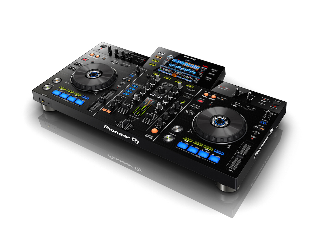 ¿Por qué el Pioneer XDJ-RX es uno de los controladores más vendidos de Pioneer DJ?